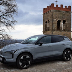 električni automobil Volvo EX30